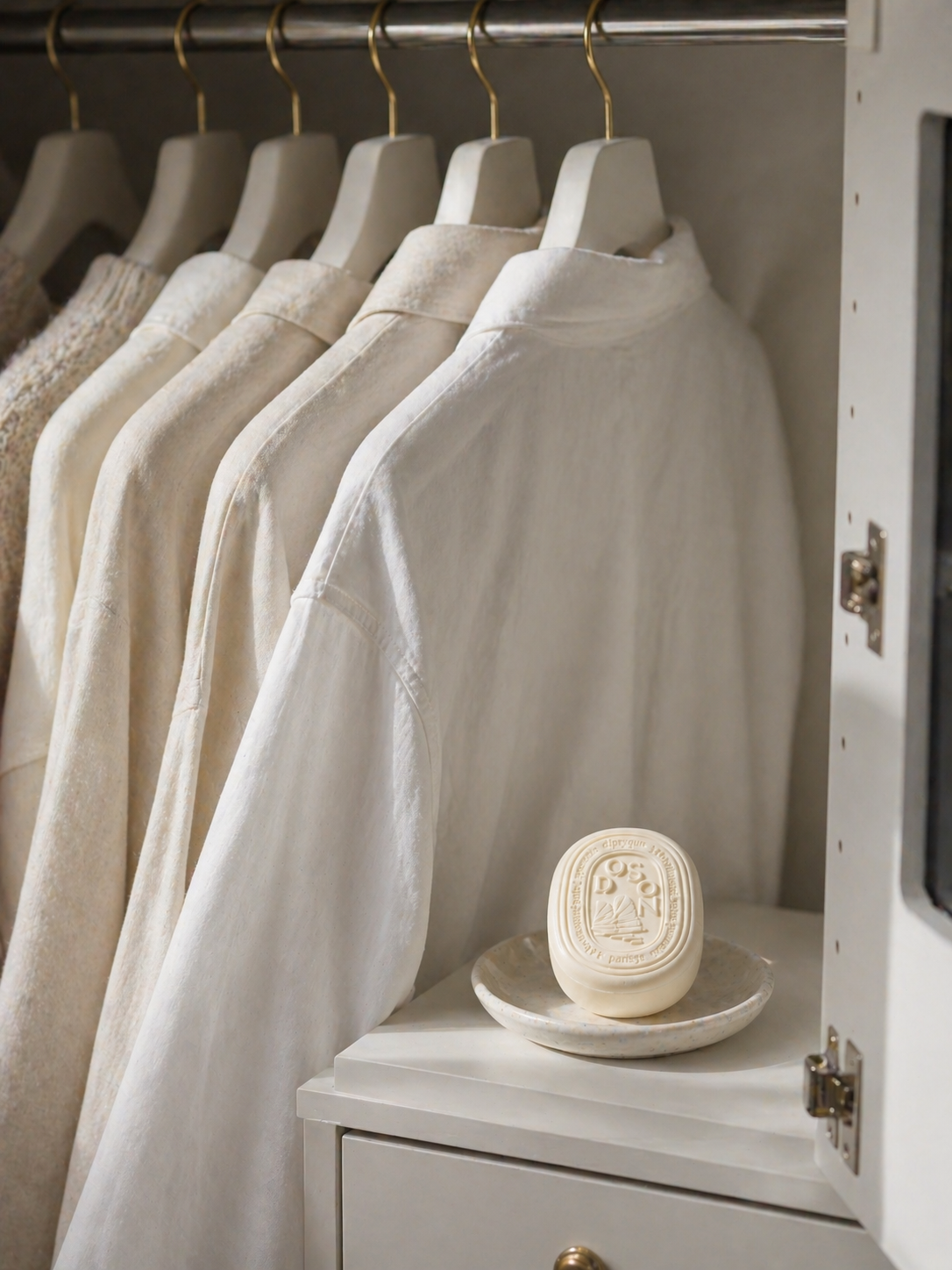 AI Visual Worlds — WHITE WARDROBE, frame 60